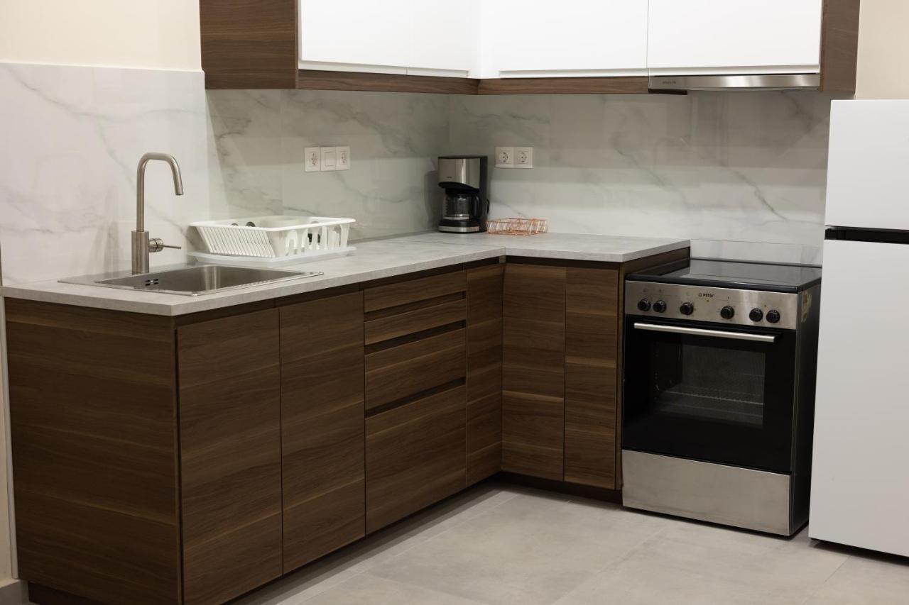 Adriana Apartment Agia Marina 外观 照片