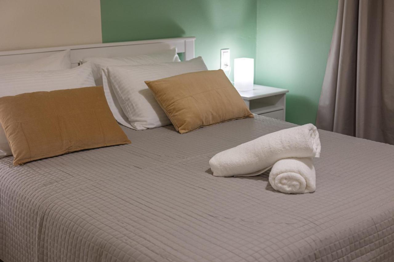 Adriana Apartment Agia Marina 外观 照片